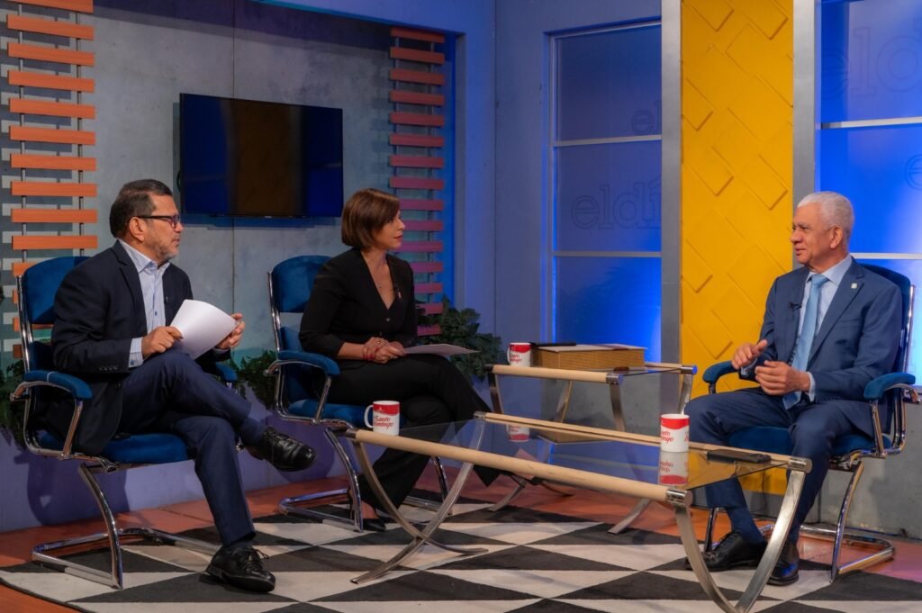 PRESIDENTE DEL SENADO, RICARDO DE LOS SANTOS, DESTACA TRABAJO CONJUNTO CON EL SISTEMA JUDICIAL PARA REFORMAR EL CÓDIGO PROCESAL PENAL