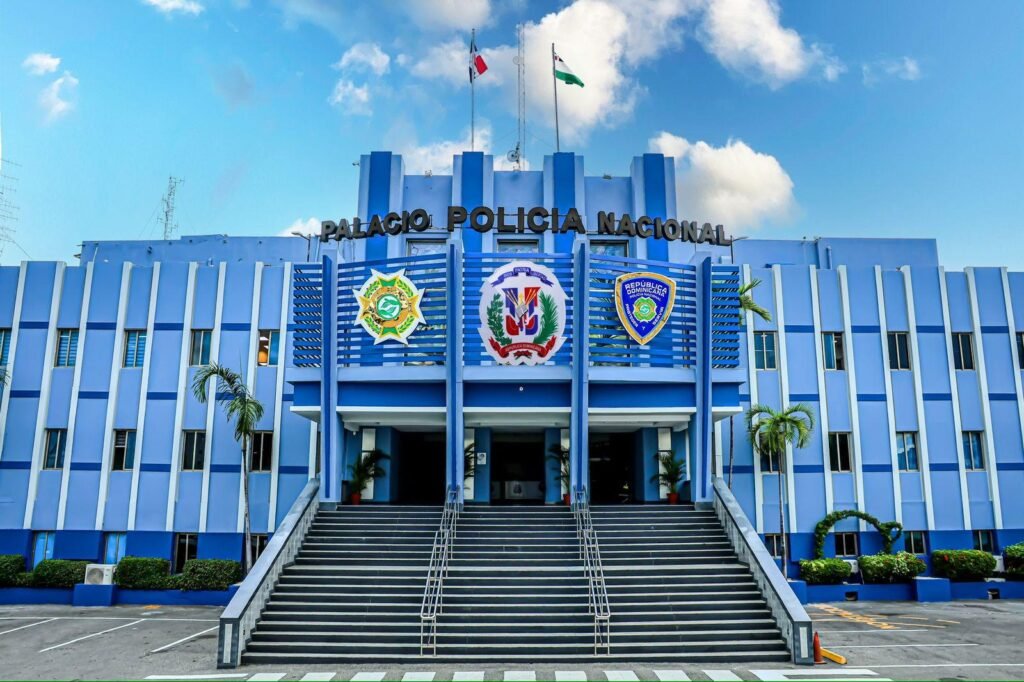 INVESTIGAN A AGENTE POLICIAL POR PRESUNTA AGRESIÓN SEXUAL CONTRA MUJER EN NAGUA